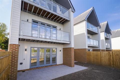 4 bedroom link detached house for sale, Cornflower, Conningbrook Lakes, Ashford