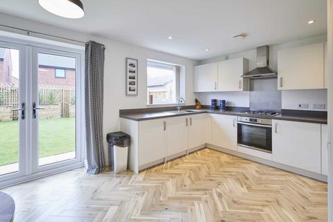 3 bedroom detached house for sale, Snowdrop View, Redcar