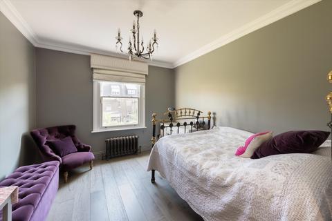 36 Callcott Road, London, NW6 7EA