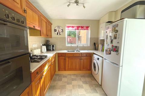 22 Hedge End, Northampton, NN4 0SW