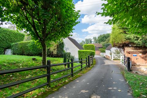 undefined, Thanington Court Farm, Thanington Road, Canterbury CT1 3XF