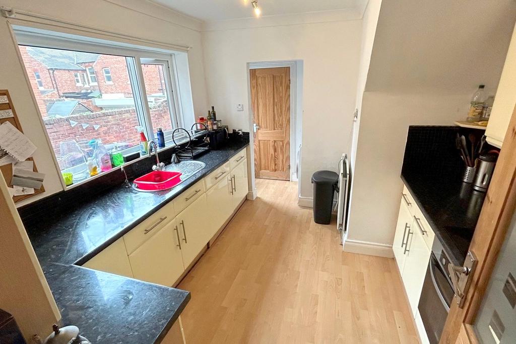 Cambridge Avenue, Whitley Bay, Tyne and Wear, NE26 2 bed apartment for