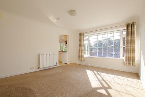 2 bedroom property to rent, Le Vauquiedor, St Andrew's, Guernsey, GY6