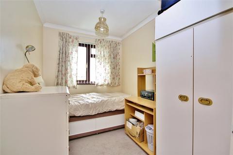 18b Cobbetts Walk, Bisley, Woking, GU24 9DT