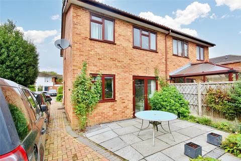 18b Cobbetts Walk, Bisley, Woking, GU24 9DT