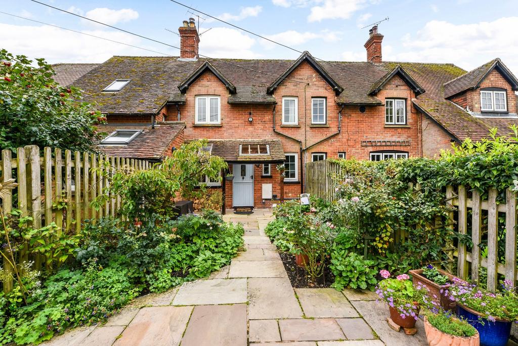 Worldham Hill, East Worldham, Alton... 3 bed terraced house £450,000