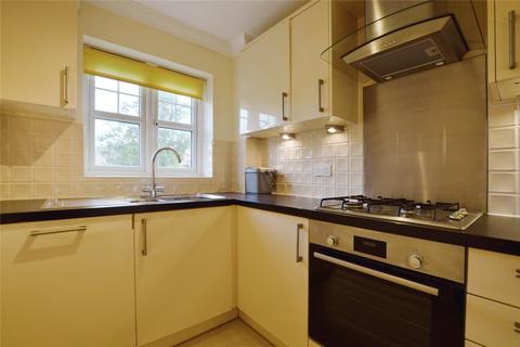 3 bedroom terraced house to rent, Claremont Avenue, Woking, Surrey, GU22