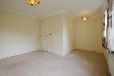 3 bedroom terraced house to rent, Claremont Avenue, Woking, Surrey, GU22