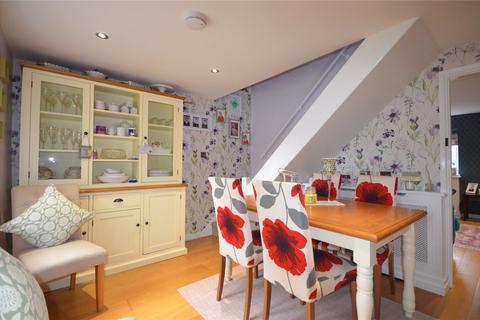 2 bedroom semi-detached house for sale, Badshot Lea Road, Badshot Lea, Farnham, Surrey, GU9