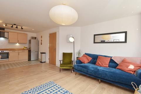 2 bedroom flat for sale - Flat 9, 3 North Pilrig Heights, Edinburgh, EH6 5FF