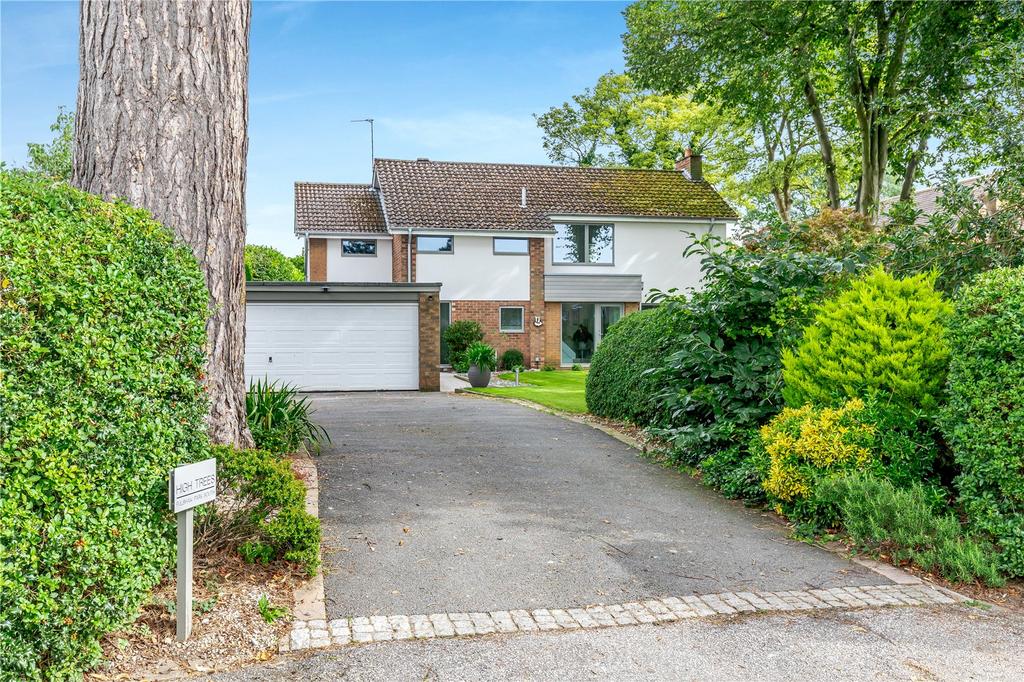 Fulshaw Park South, Wilmslow, Cheshire, SK9 4 bed detached house for