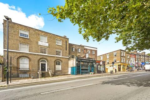 2 bedroom apartment for sale, Highgate Road, London, NW5