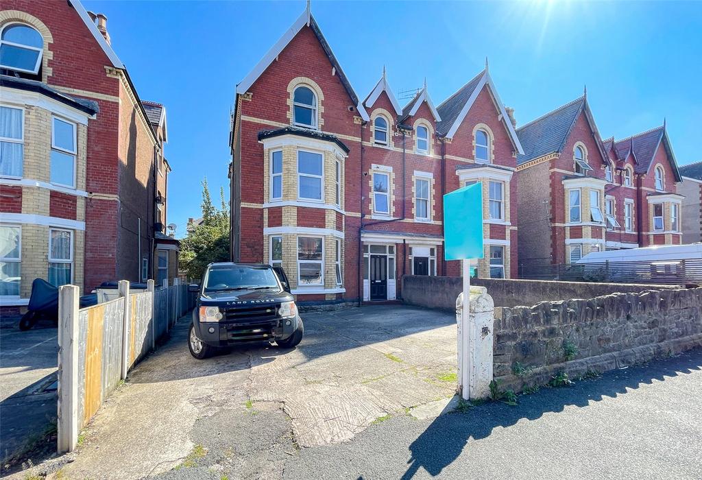 Mostyn Road, Colwyn Bay, Conwy, LL29 1 bed semidetached house for sale