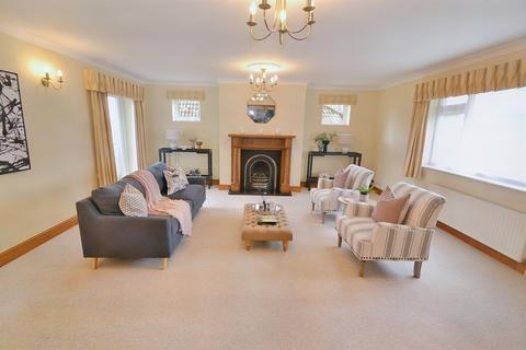 2 Copse Road, Verwood, BH31 6HB