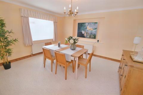 2 Copse Road, Verwood, BH31 6HB