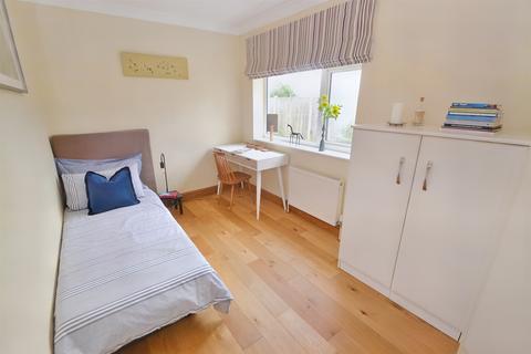 2 Copse Road, Verwood, BH31 6HB