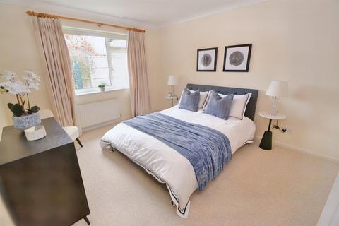 2 Copse Road, Verwood, BH31 6HB