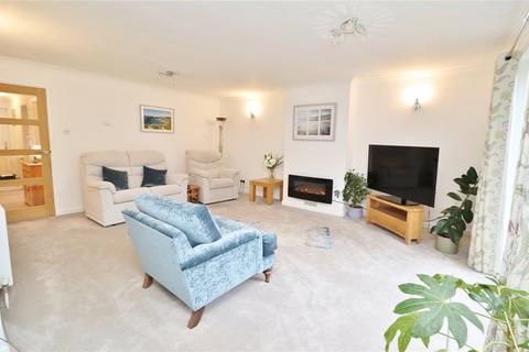 3 bedroom bungalow for sale - Lancaster Drive, Verwood, Dorset, BH31
