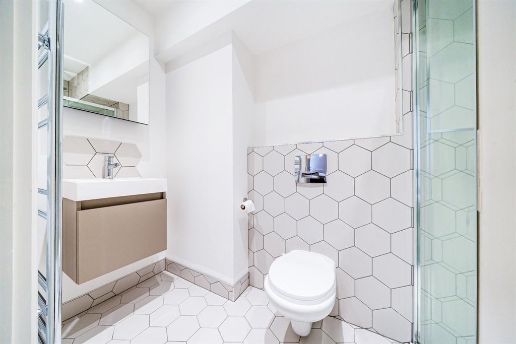 Ensuite
