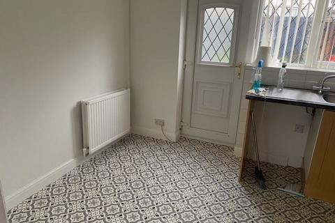 2 bedroom terraced house to rent, Chatcombe Road, Woodhouse Park, Manchester, M22