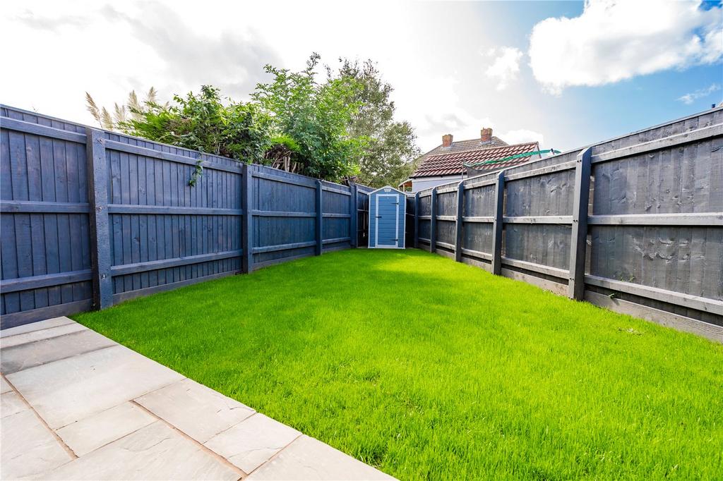 Newstead Road, Cleethorpes, Lincolnshire, DN35 3 bed semidetached