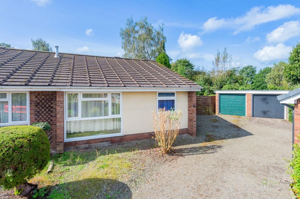 11 Bardsley Drive, Shrewsbury 2 bed bungalow £185,000
