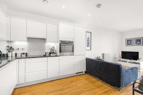 1 bedroom flat for sale, Boundaries Road, Balham