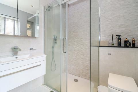 73 Heath Road, Beaconsfield, HP9 1DG