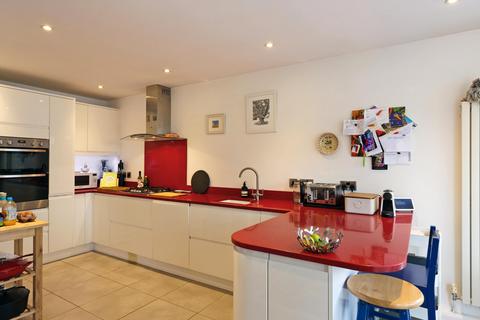 4 bedroom end of terrace house for sale, Skillicorne Mews, Queens Road, Cheltenham, Gloucestershire, GL50