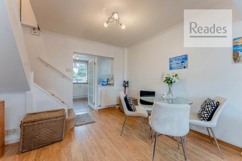 3 bedroom terraced house for sale - Main Road, Broughton CH4 0