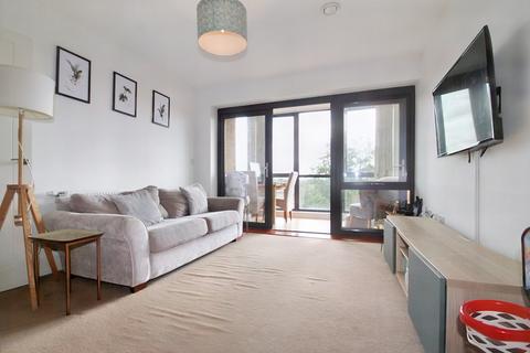 1 bedroom apartment for sale, Spitfire House, Uxbridge, Middlesex