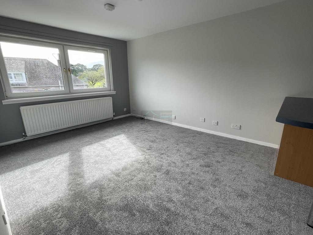 Lounge a.JPG