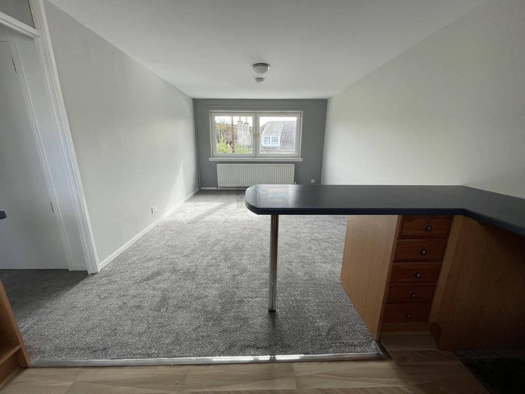 Lounge b.JPG