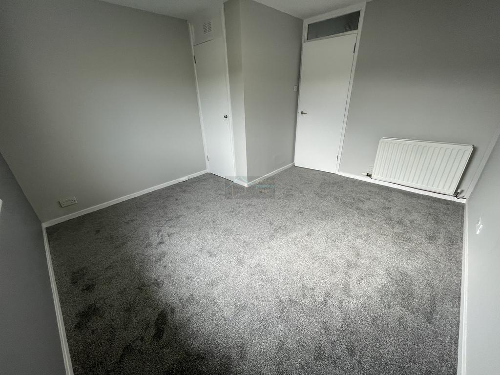 Bedroom a.JPG