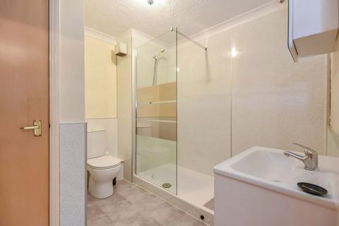 1 bedroom flat for sale, London Road, Stockton Heath, Warrington, WA4 6LQ