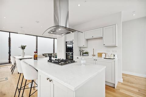 3 bedroom apartment for sale, Battersea High Street, London, SW11