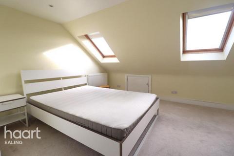 2 bedroom apartment to rent, Leighton Road, London