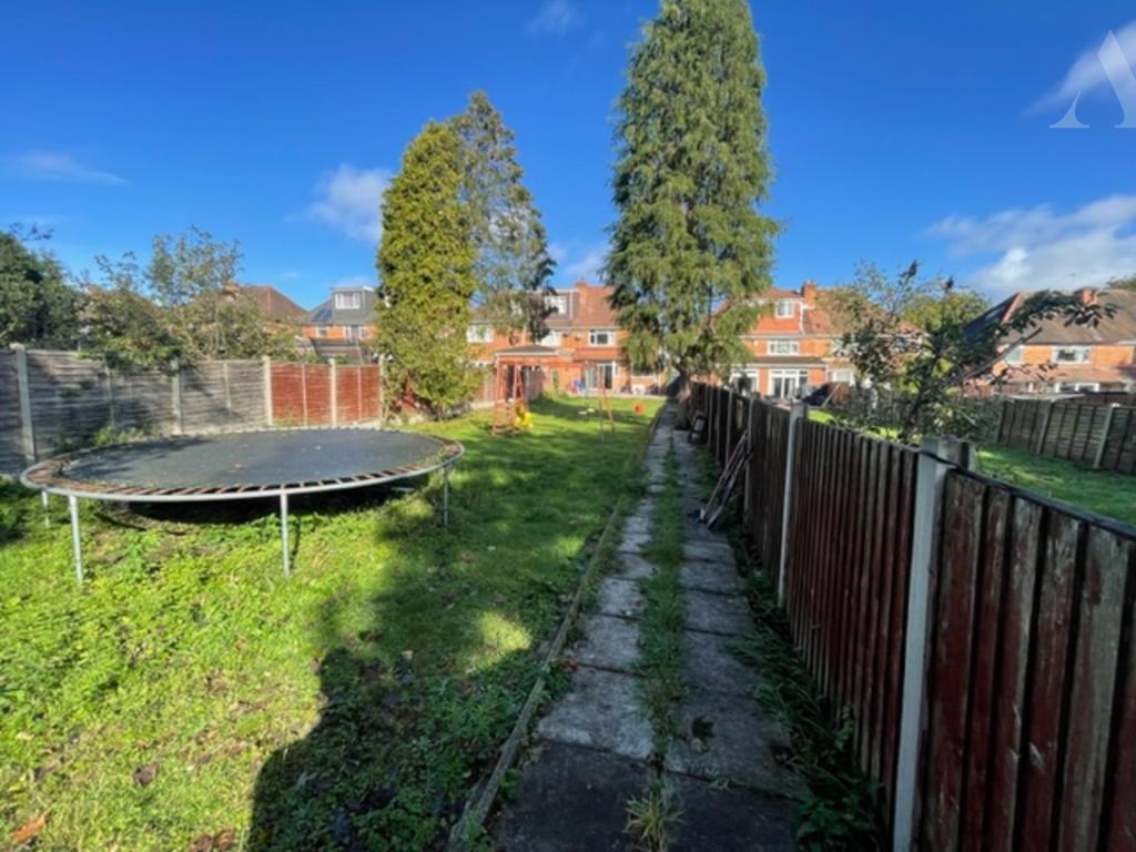 291 bromford road rear garden