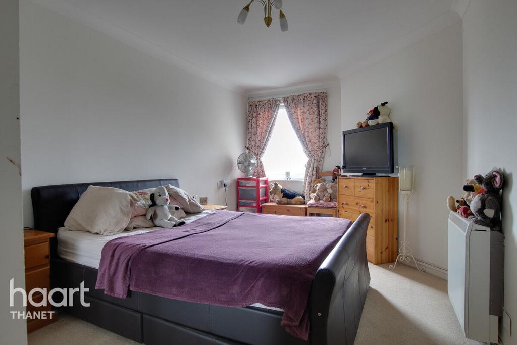 Harold Road, Margate 1 bed retirement property for sale £75,000