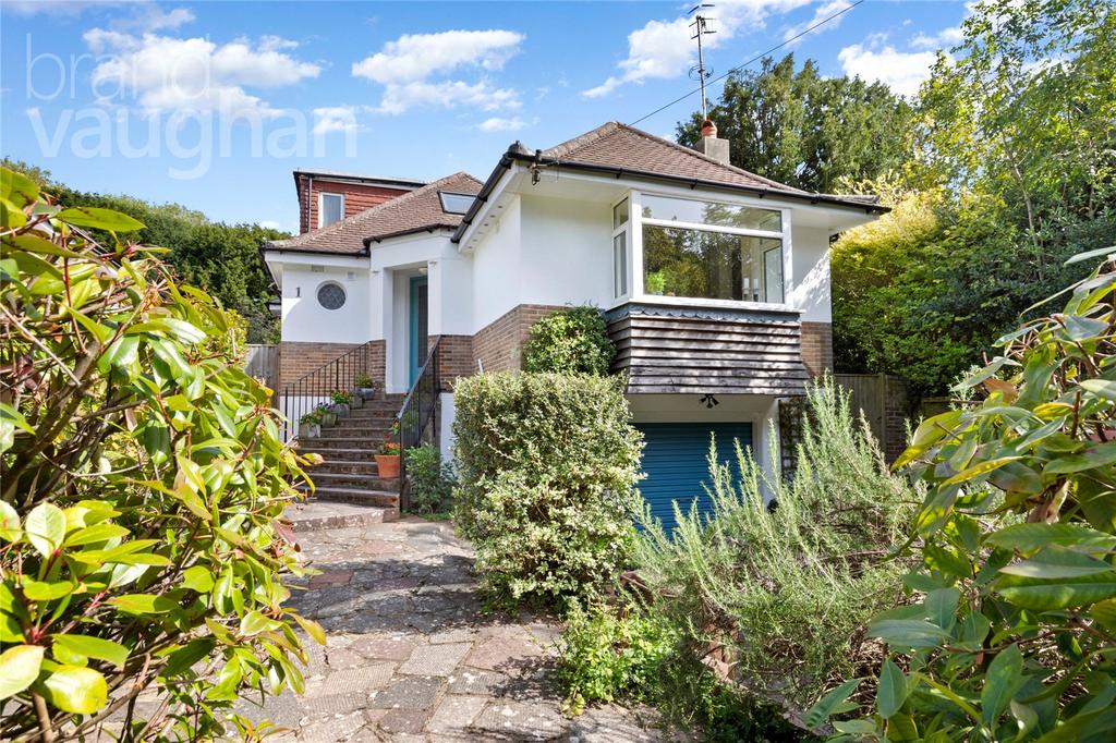 Woodland Way, Brighton, East Sussex, BN1 4 bed detached house for sale