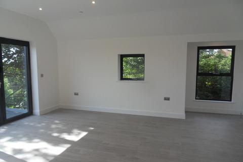 4 bedroom end of terrace house to rent, DISS