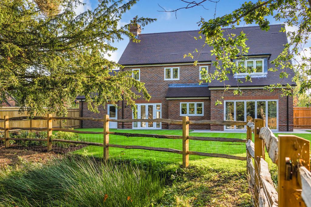 Swallows Gate, Mannings Heath 4 bed detached house for sale £1,250,000