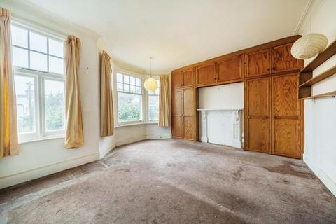 93 Stuart Road, London, SW19 8DJ