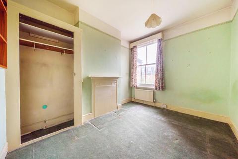 93 Stuart Road, London, SW19 8DJ