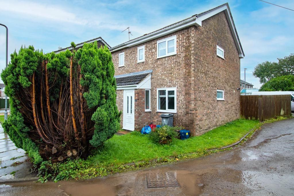 Bryn Derwen, Radyr 2 bed semidetached house for sale £235,000