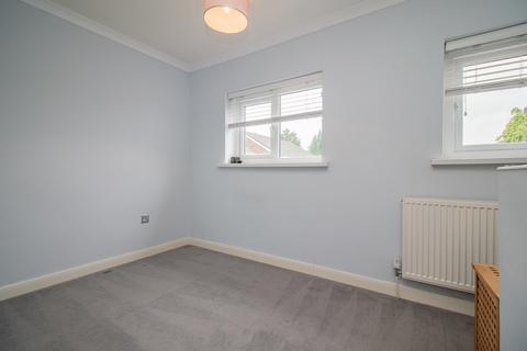 33 Bryn Derwen, Radyr, Cardiff, CF15 8SW