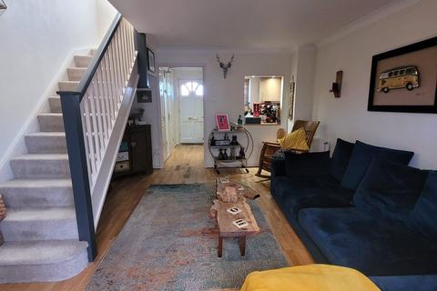 2 bedroom terraced house for sale, Weldon Drive, West Molesey, KT8