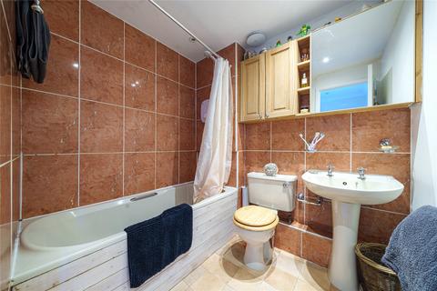 40 Weldon Drive, West Molesey, KT8 2NT