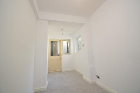 196b Burrage Road, London, SE18 7JU