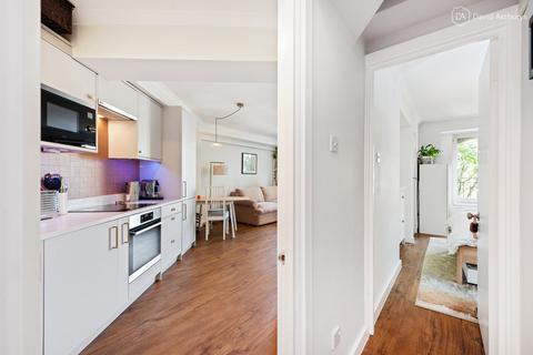 Flat 307, Waterloo Gardens Milner Square, London, N1 1TY